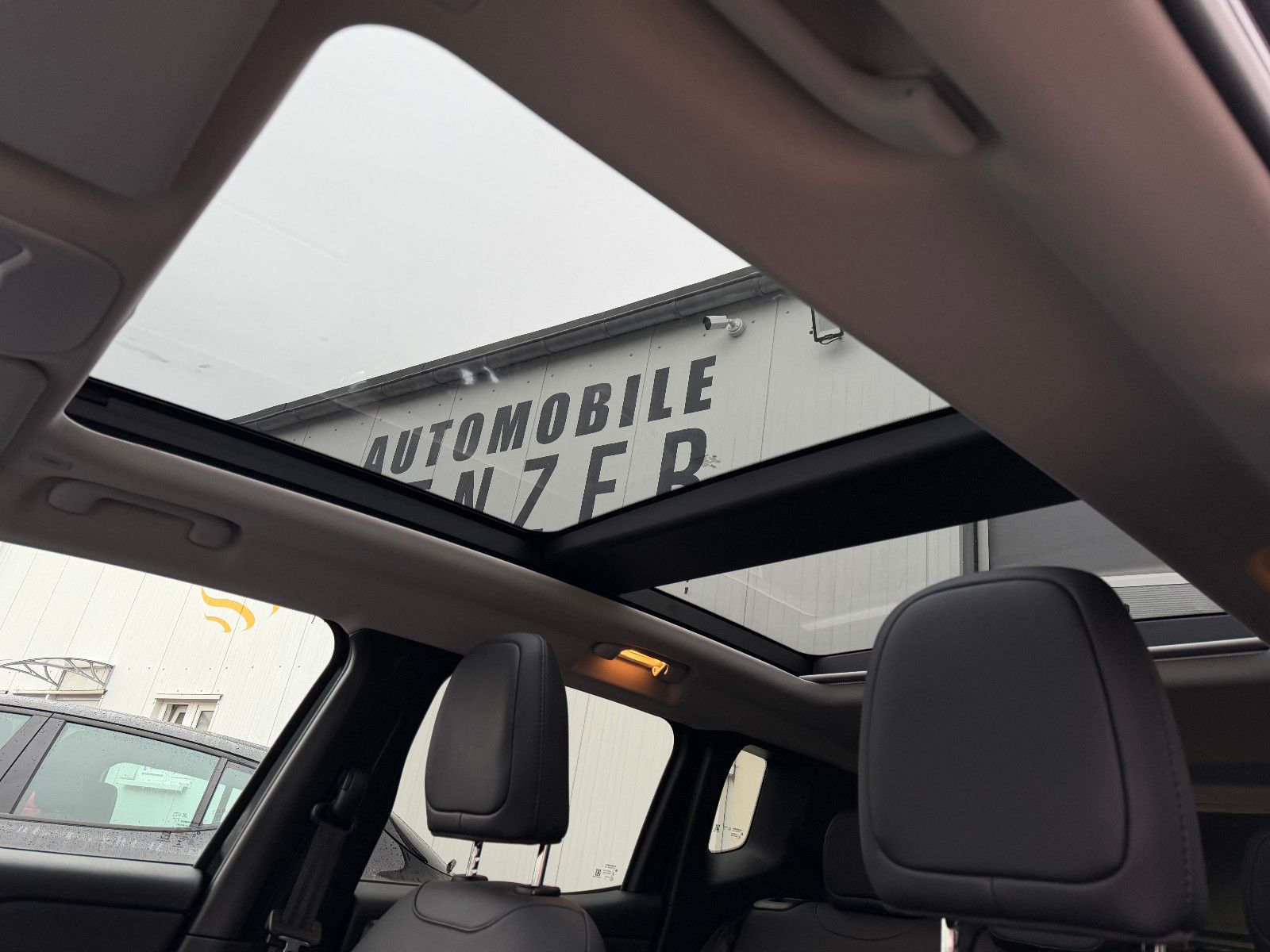 Fahrzeugabbildung Jeep Renegade Longitude Mild-Hybrid FWD/PANO/NAVI/KAM