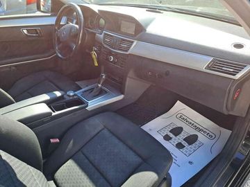Mercedes E 250 - 10