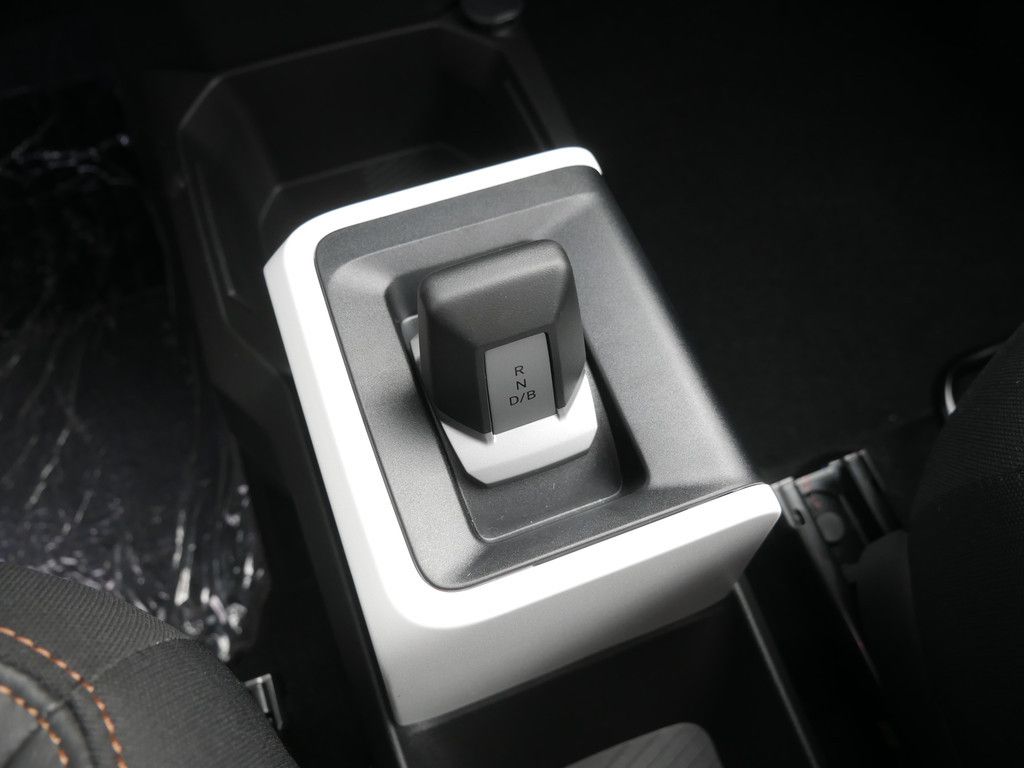 Fahrzeugabbildung Dacia Spring Extreme Electric 65 CCS-Schnellladung