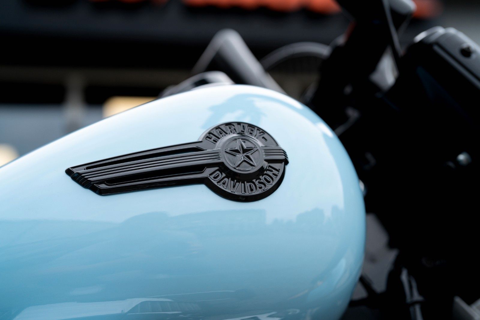 Fahrzeugabbildung Harley-Davidson Light Blue FAT BOY FLFBS 114 - Jekill & Hyde-