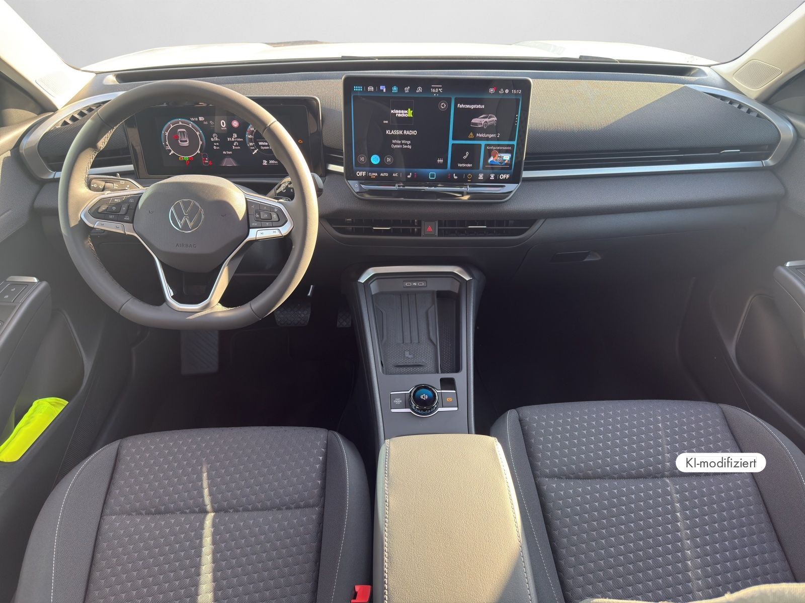 Volkswagen T-Roc Life 1.5 eTSI DSG ENERGY GANZJR AHK imagem 3