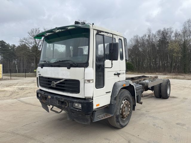 Volvo FL 6 - 18 (FULL STEEL SUSPENSION / MANUAL GEARBO