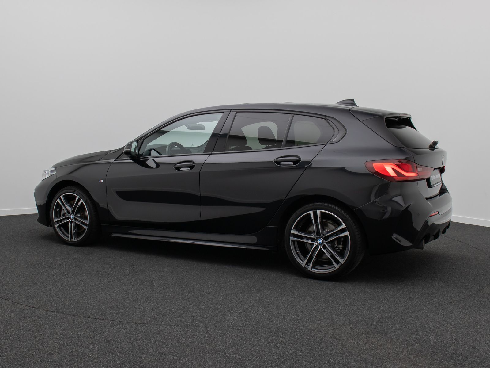 Fahrzeugabbildung BMW 120i M Sport DAB Kamera HiFi Panorama Lenkradhzg