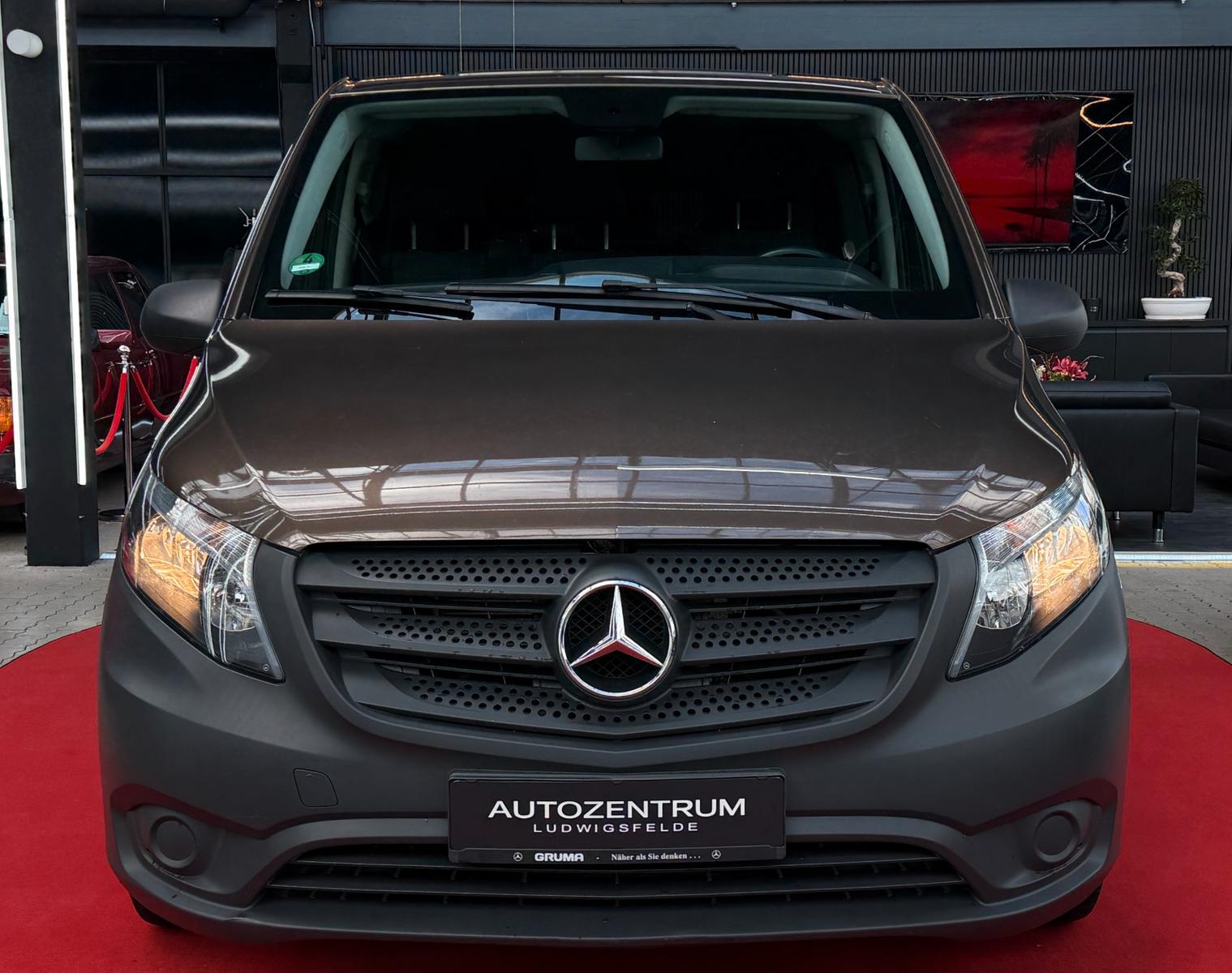 Mercedes-Benz Vito Tourer 116 CDI BT Pro Lang  9SITZE/BT/PDC