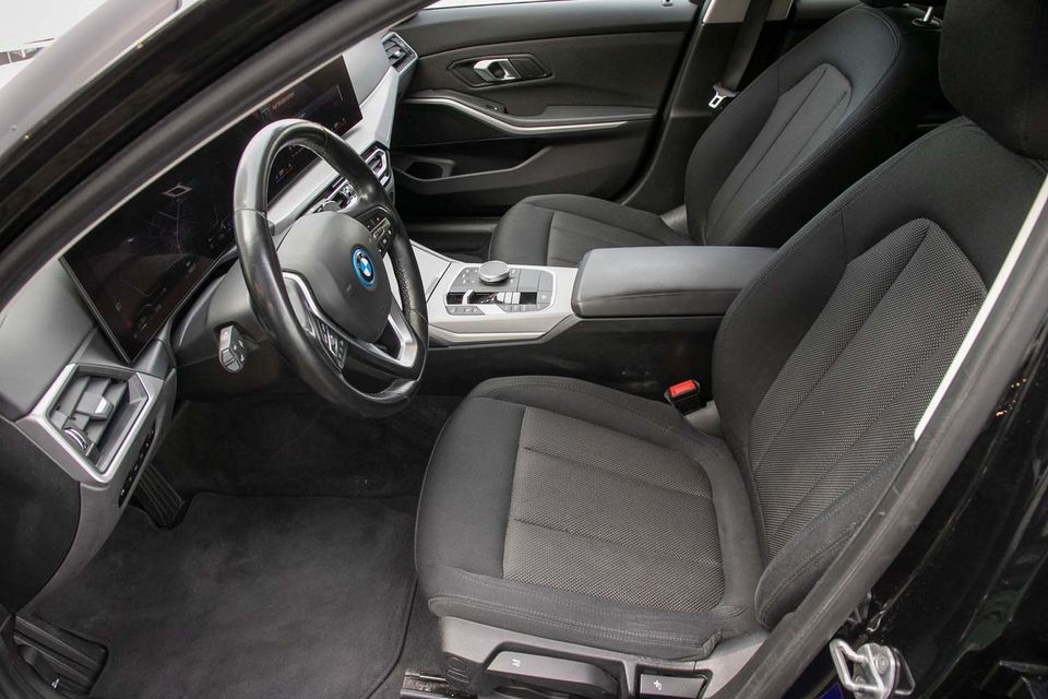 BMW 320 - Bild 7