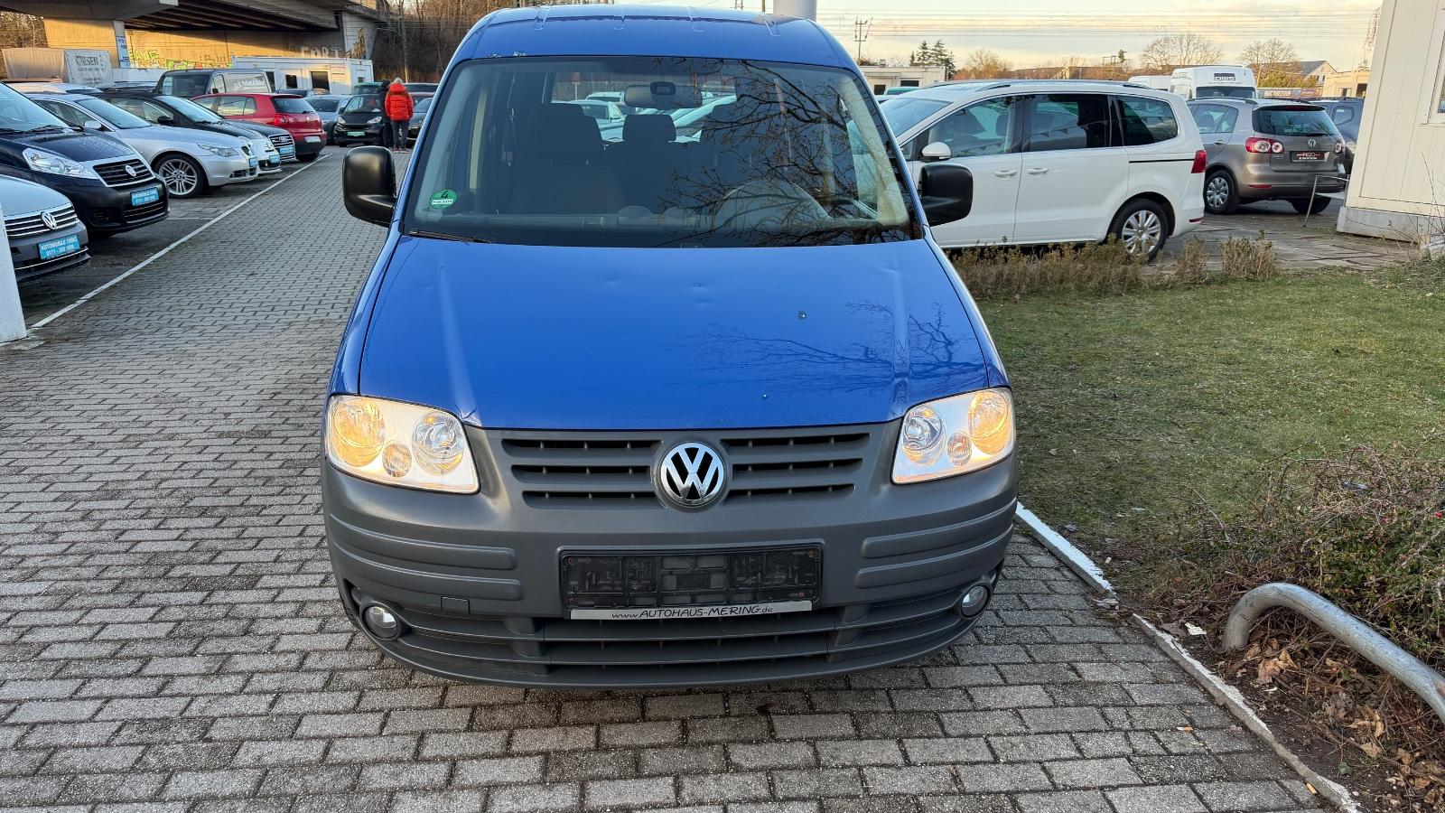 Volkswagen Caddy Life Team