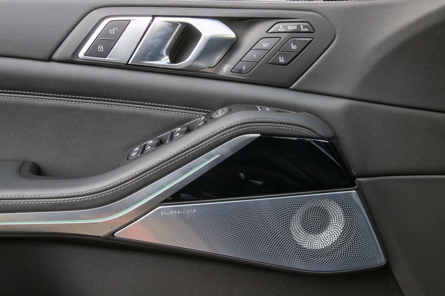 ALPINA XB7 Allrad HUD AHK Pano B&W
