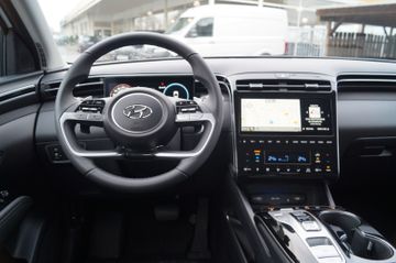 Hyundai Tucson 1.6 T-GDI 48V DCT Leder-Navi-LED-Alu18-