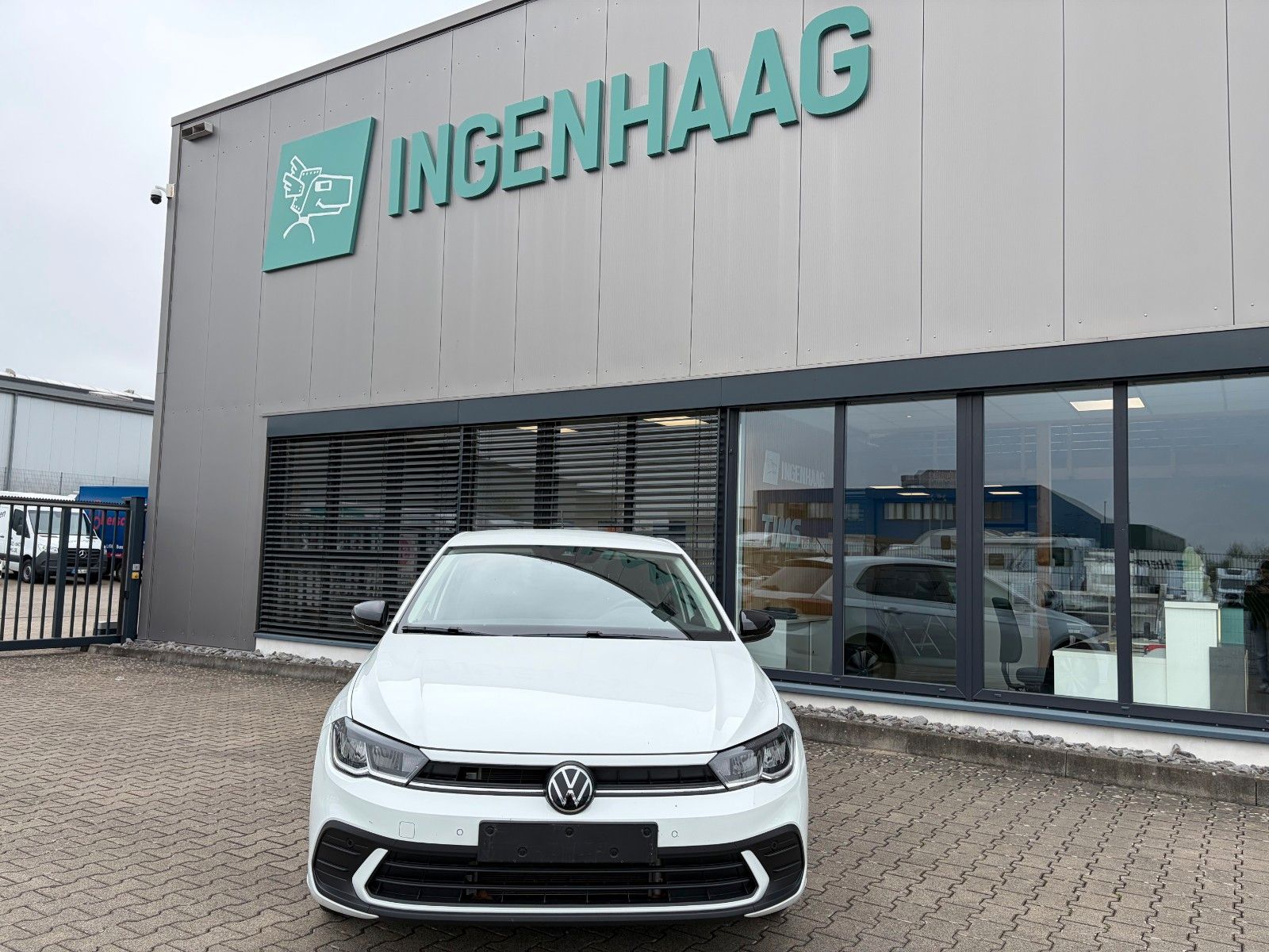 Fahrzeugabbildung Volkswagen Polo VI 1.0 TSI Goal Autom.  Navi Shz