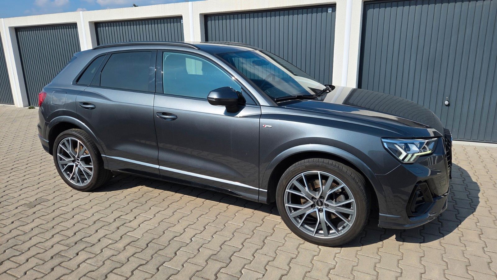 Audi Q3 40 TDI quattro S line Panorama MATRIX 20" foto 8