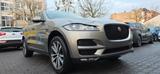 Jaguar F-PACE Prestige AWD Pano. Tüv,Inspektion neu - Jaguar Gebrauchtwagen in Berlin