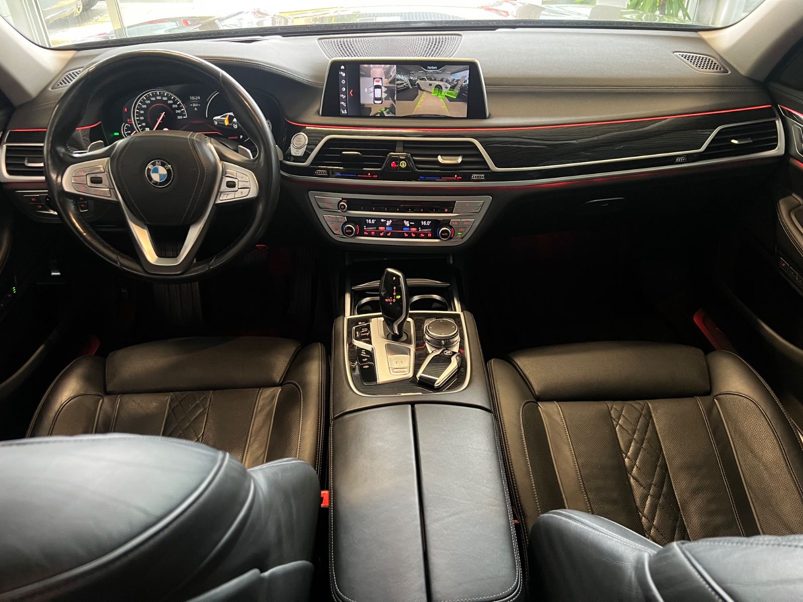 Fahrzeugabbildung BMW 740 d xDrive *MASSAGE* LEDER EXCLUSIVE *