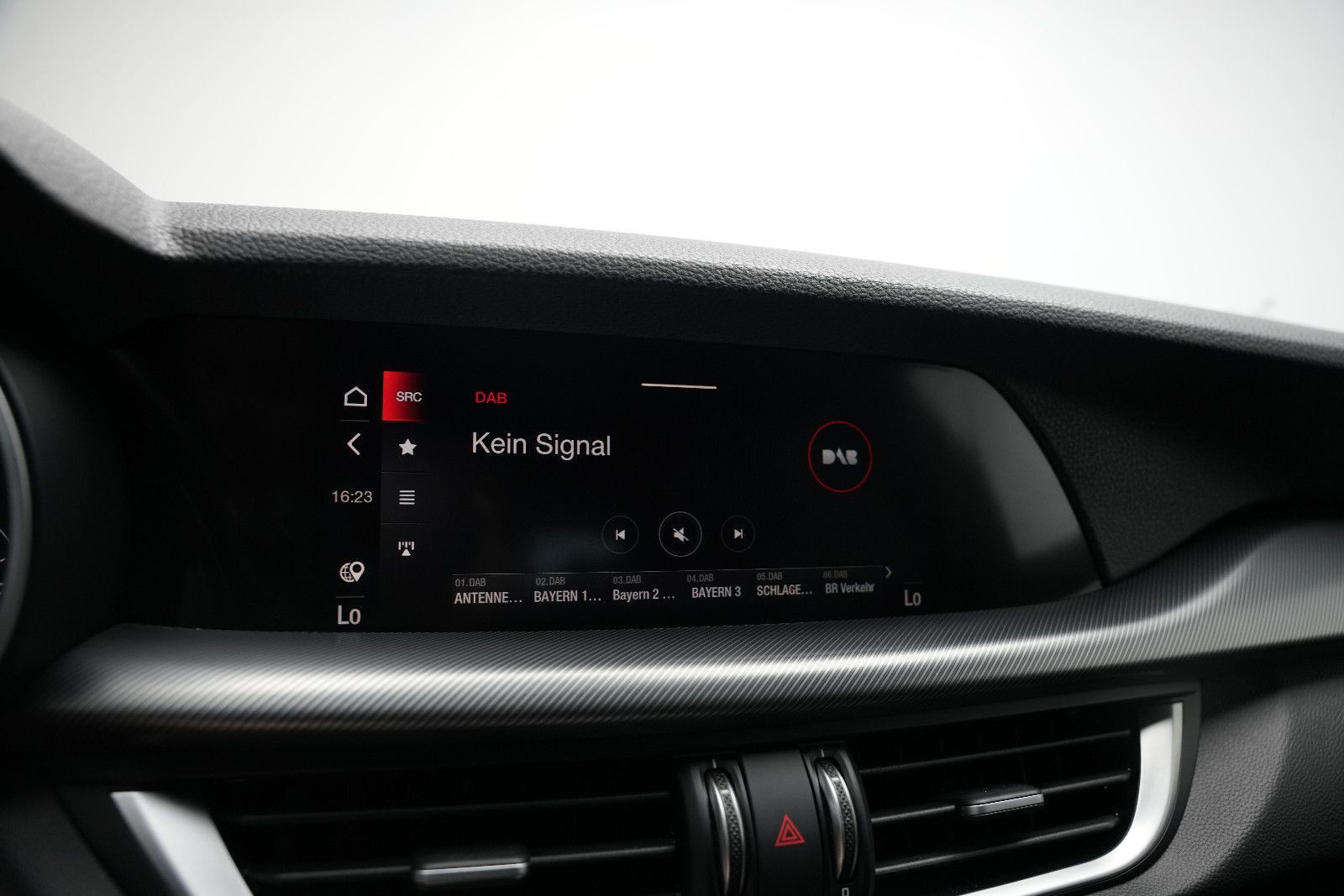Fahrzeugabbildung Alfa Romeo Stelvio Veloce *Kamera*Leder*Memory*AllBlack