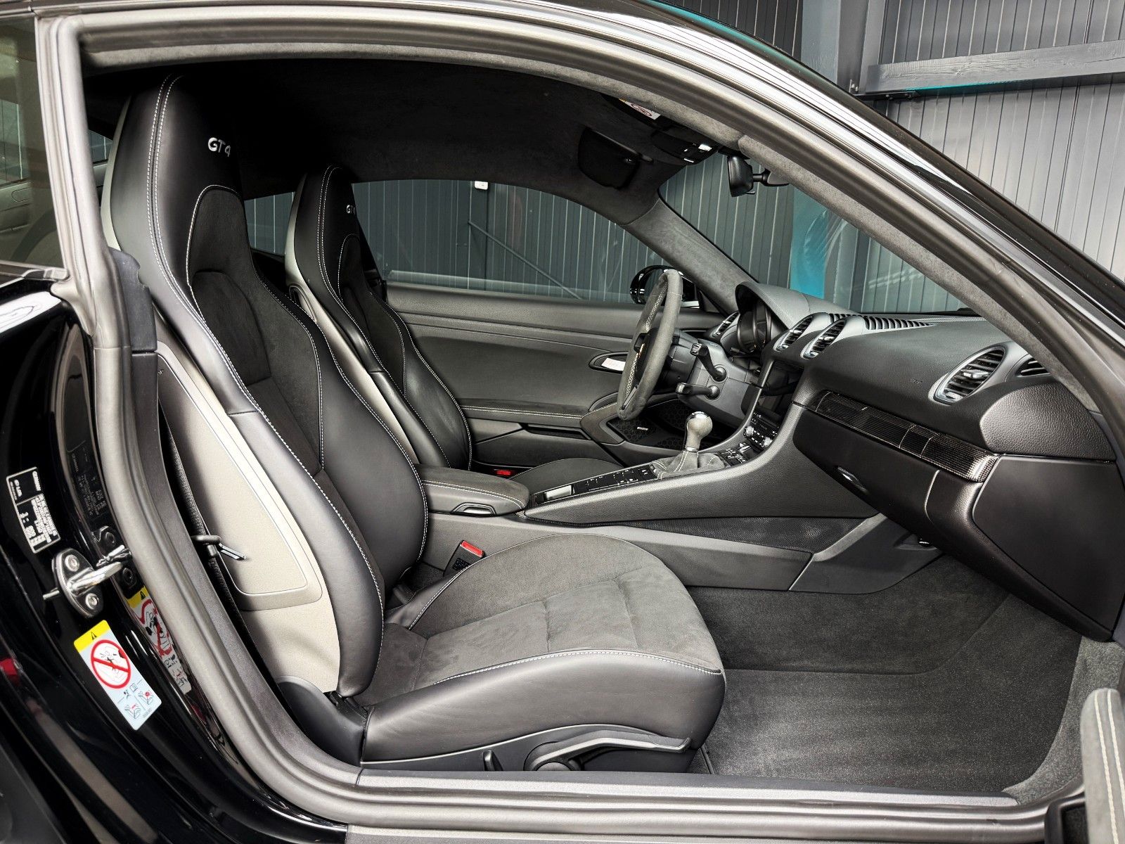 Fahrzeugabbildung Porsche Cayman 718 GT4 + SportCrono + Approved + Sofort