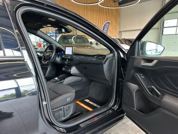 Ford Focus*ST*SpurH*Totwinkel*ACC*LED*2-Zonen*VOLL*