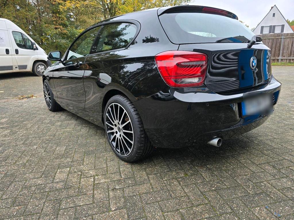 BMW 114