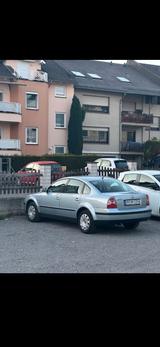 Volkswagen Passat 2.0 Auto Basis Basis - gebrauchte VW Passat aus dem Jahr 2001