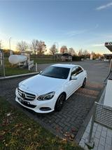 Mercedes-Benz Mercedes E-Klasse Automatik 220 - Mercedes-Benz 220 aus 2014