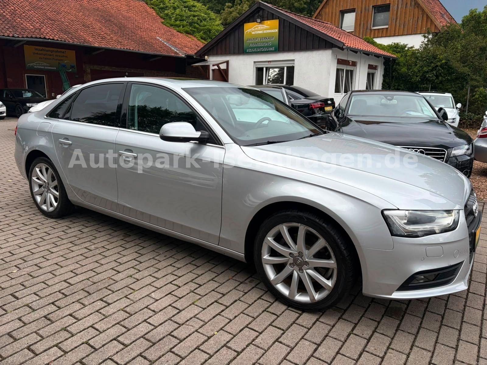 Audi A4 2.0 TDI Ambiente Autom*Keyless*RFK*Leder*SDac