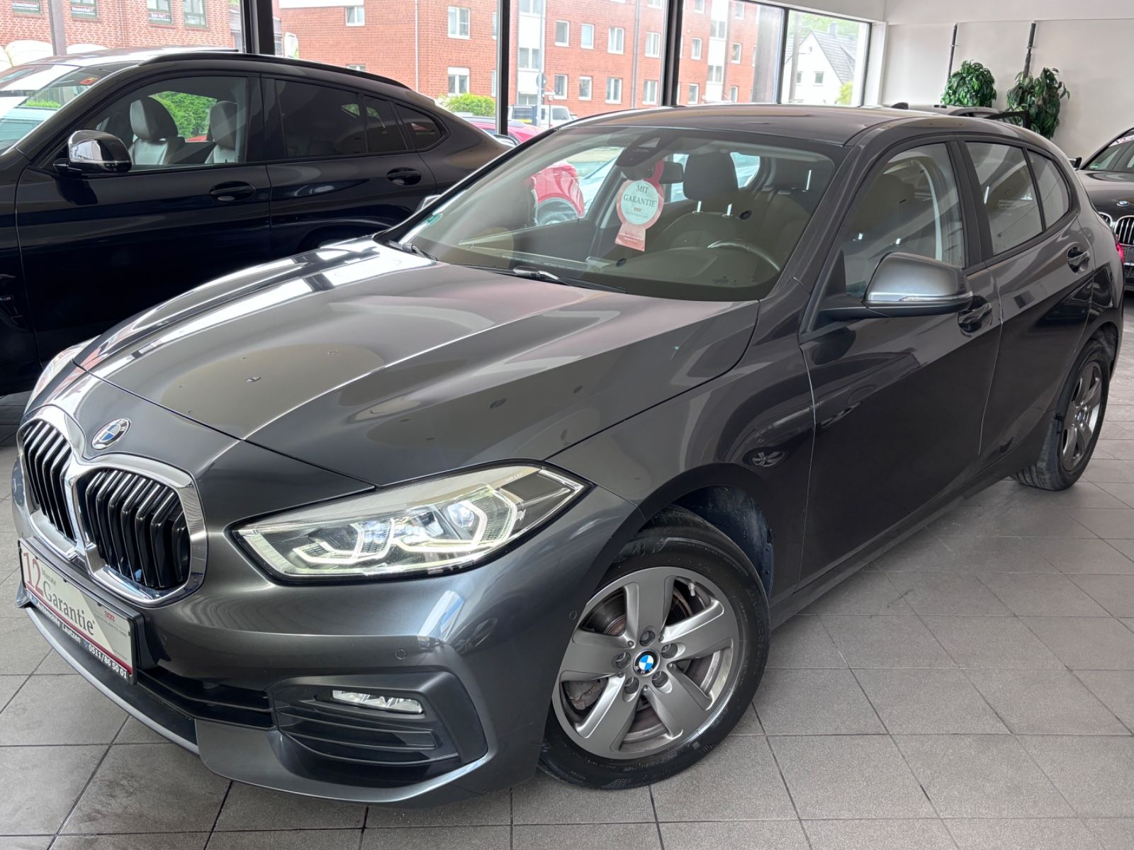 BMW 118d Advantage ~Automatik~1.Hand~Navi~5.Trg~Led~