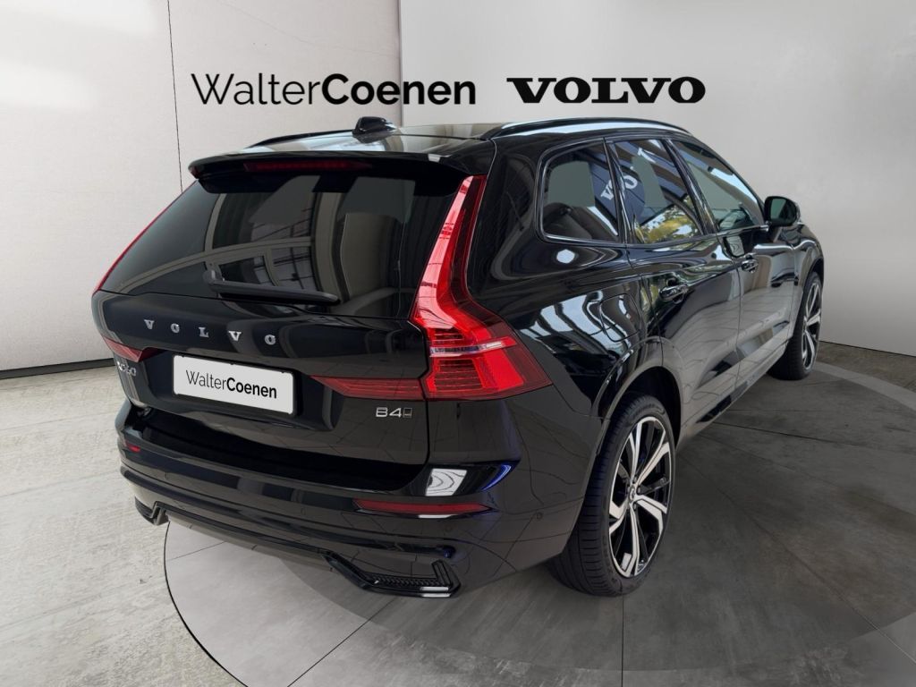 Volvo XC60 B4 D AWD Ultimate Dark foto 5