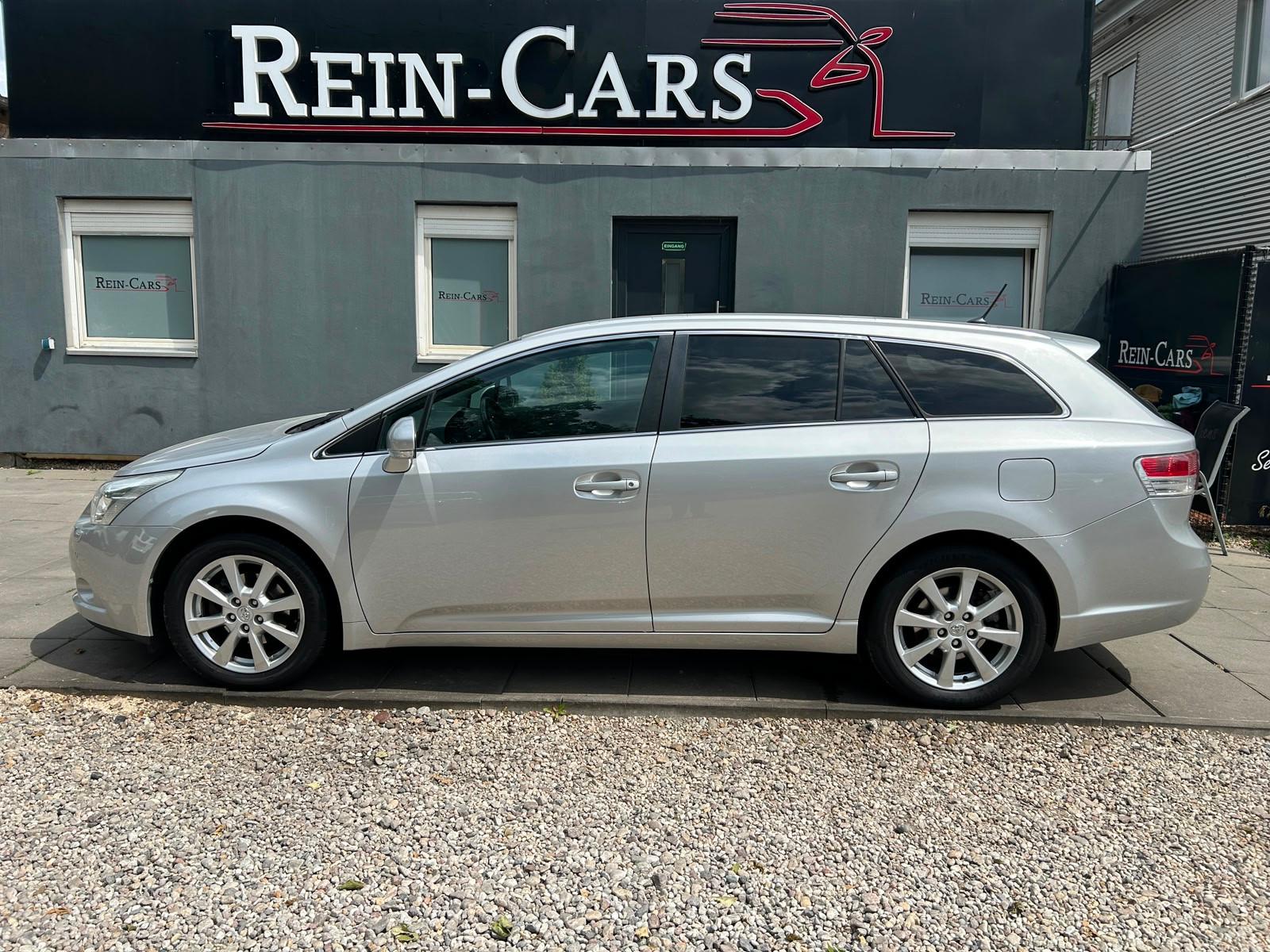 Toyota Avensis 1.8 Executive/II.HD/AUT./TMP/AHK/KAM/SHZ