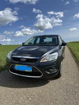 Ford Focus Limousine Ghia - Ausstattung - Ford Focus aus 2008: Ghia
