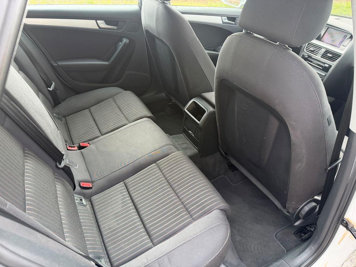 Audi A4 2015 — photo 8