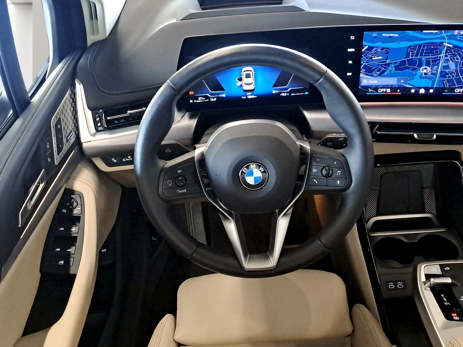 BMW 223 Active Tourer - Bild 10