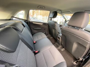 Fahrzeugabbildung Mercedes-Benz B 200 SportsTourer*Sitzheizung*PDC*Bluetooth*