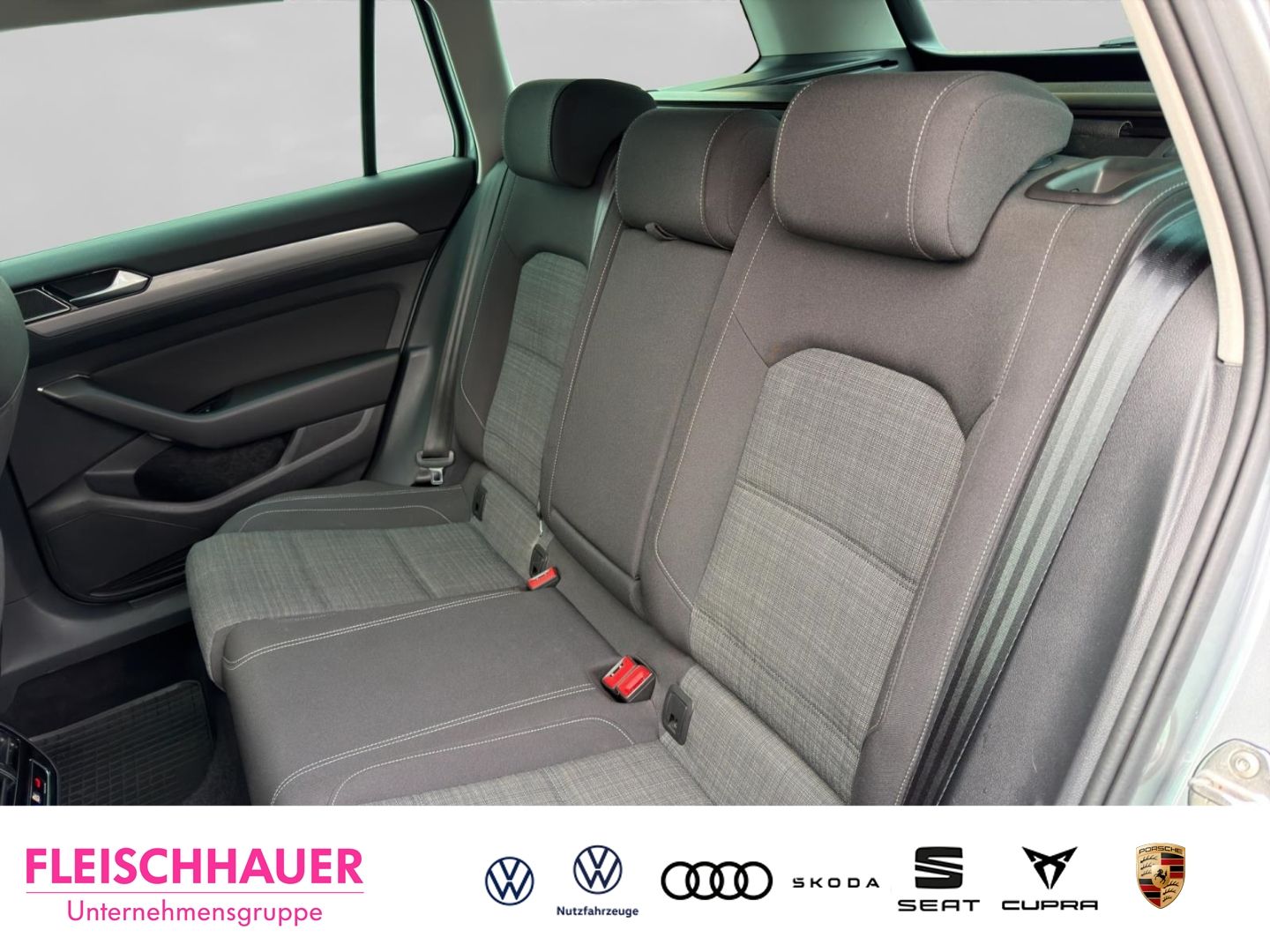 Volkswagen Passat - Bild 12