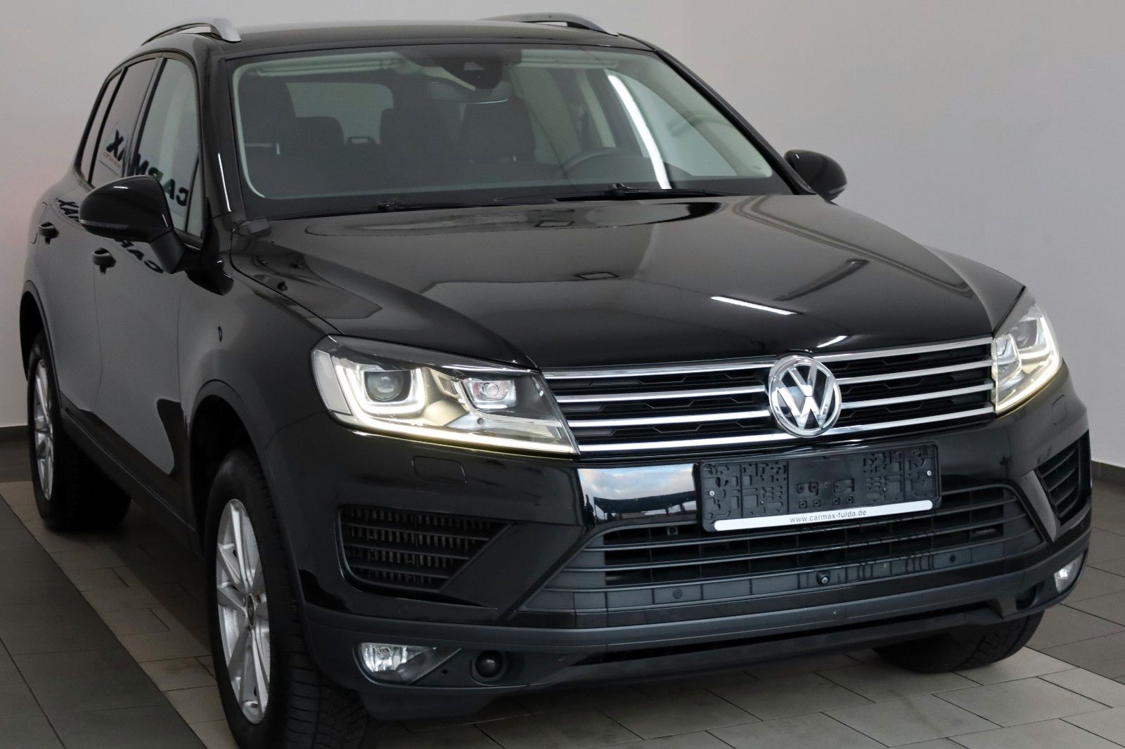 Fahrzeugabbildung Volkswagen Touareg V6 TDI 4M Navi,Xenon,360° Kamera,AHK