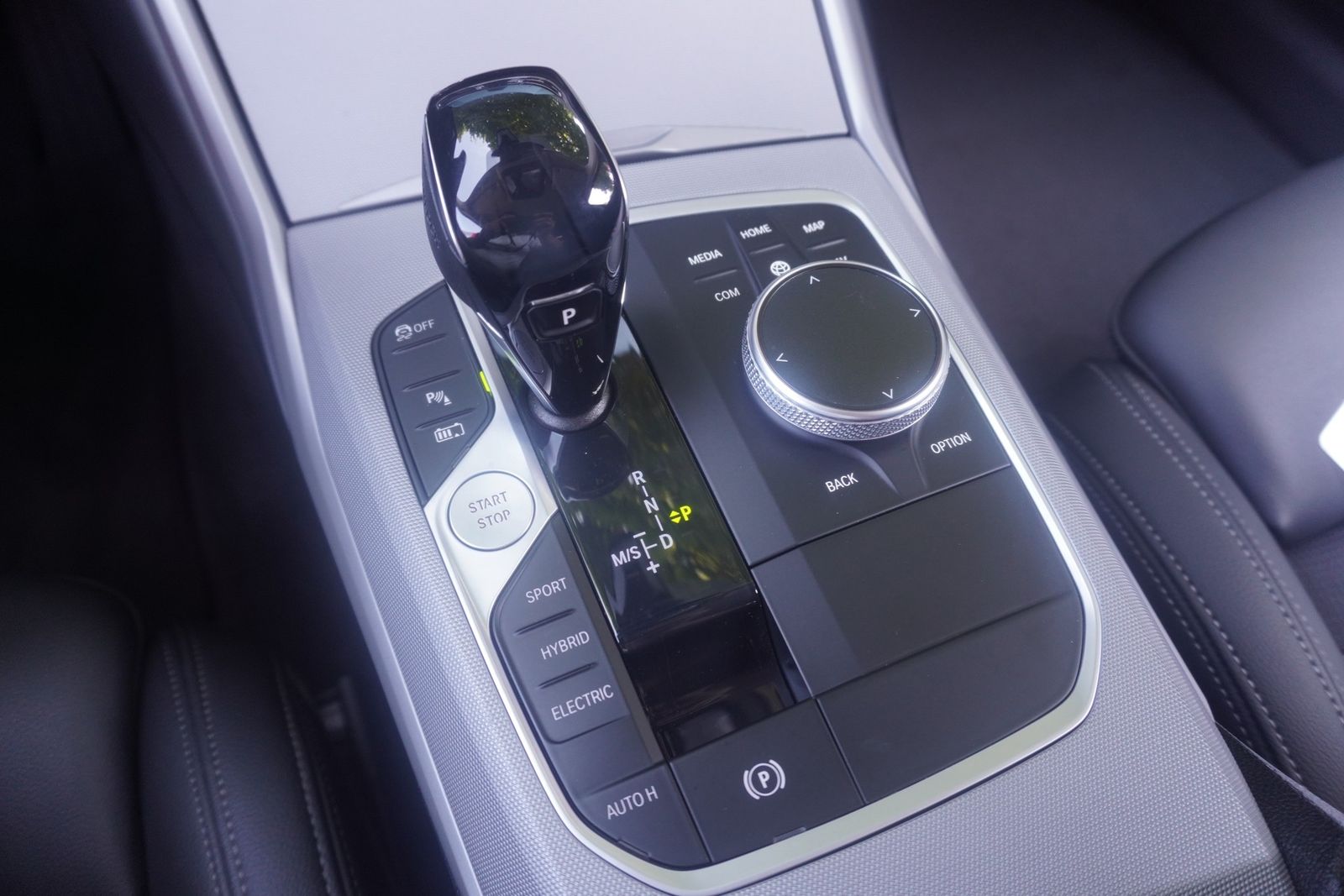 BMW 320e Advantage LED ACC Totwinkel Keyless-Go Navi foto 23