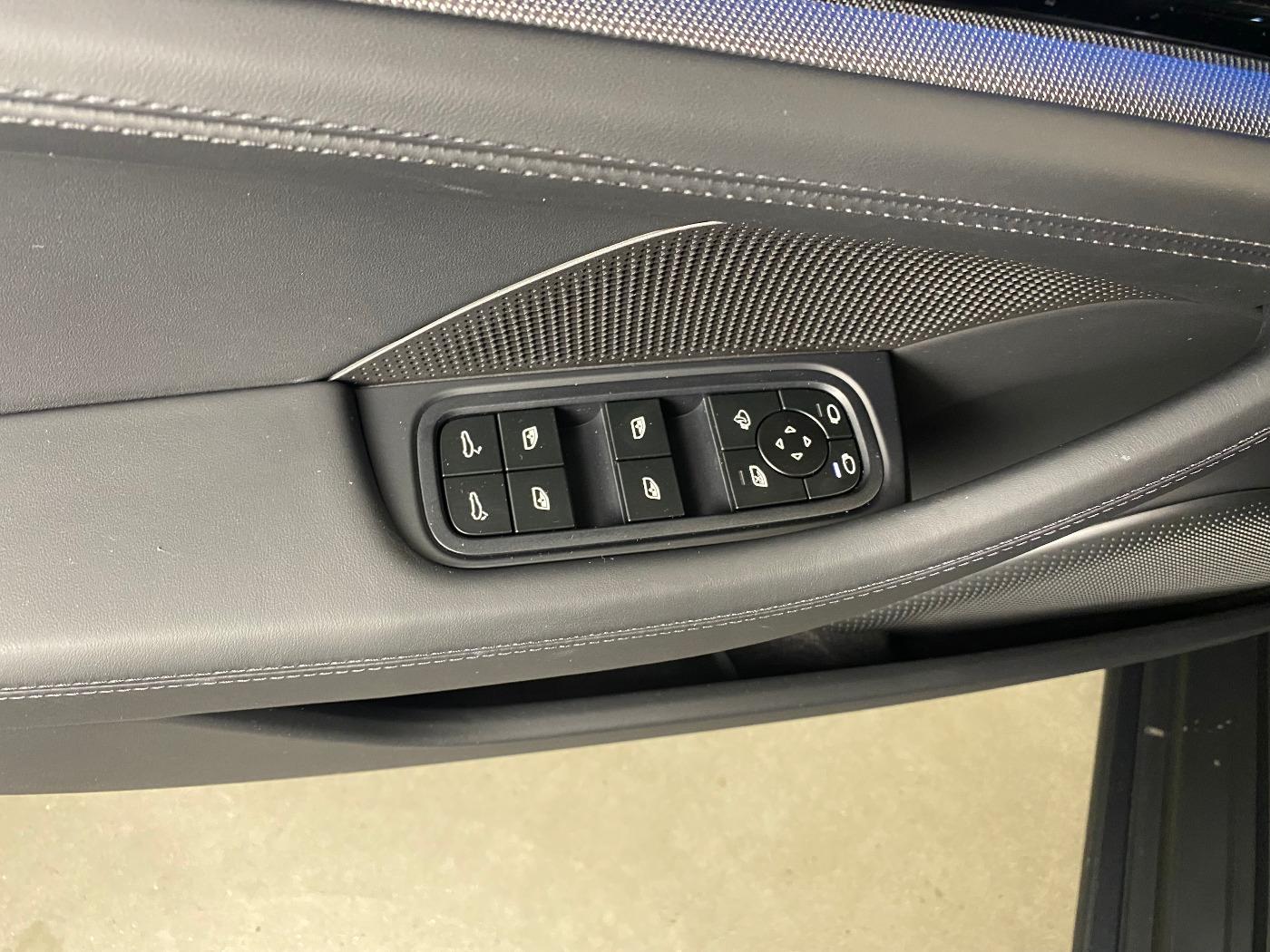 Porsche Panamera 4 | SportDesign Paket | Surround View |