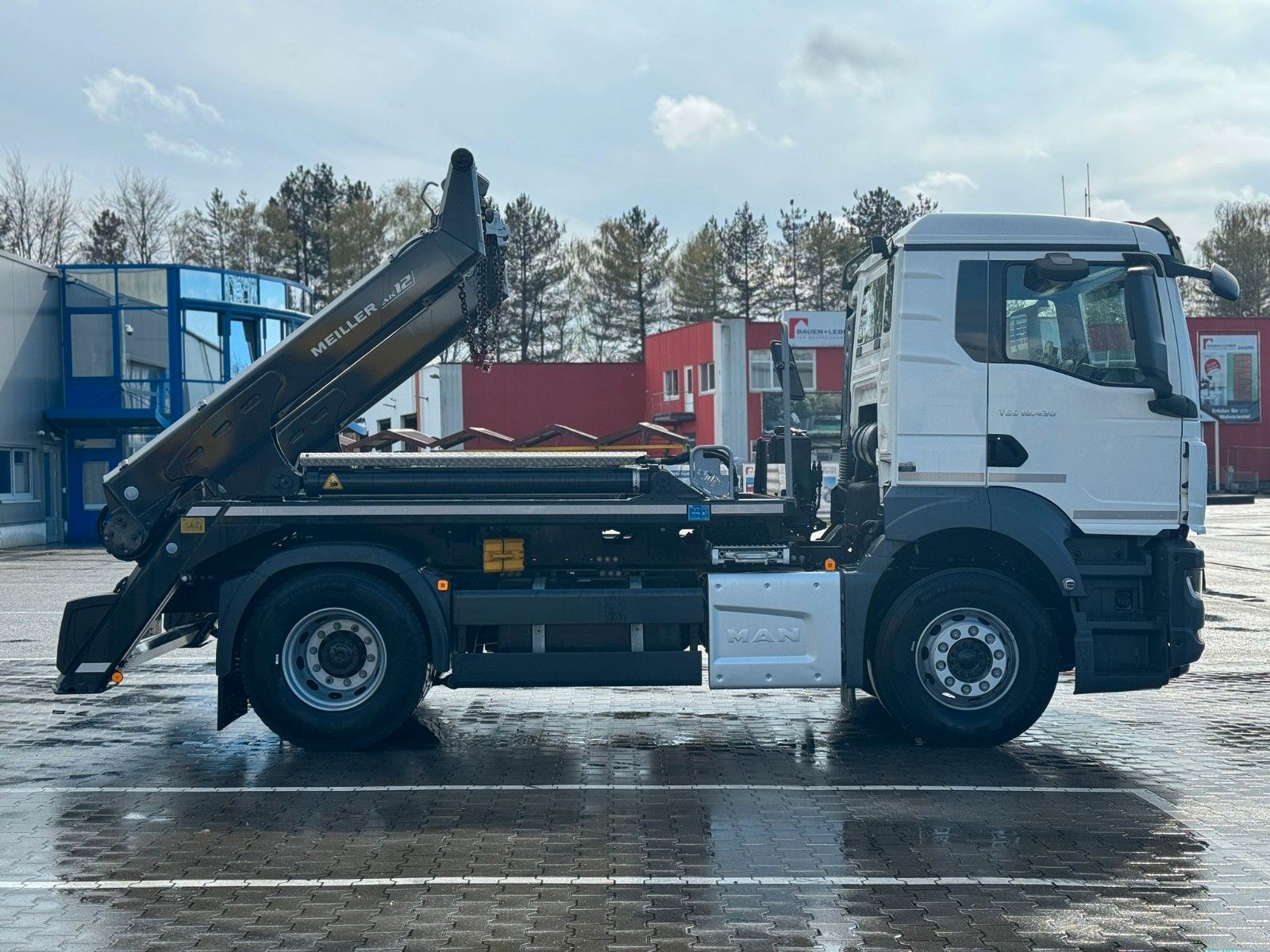 Fahrzeugabbildung MAN TGS 18.430 4x2 Absetzkipper MEILLER 12AK Funk