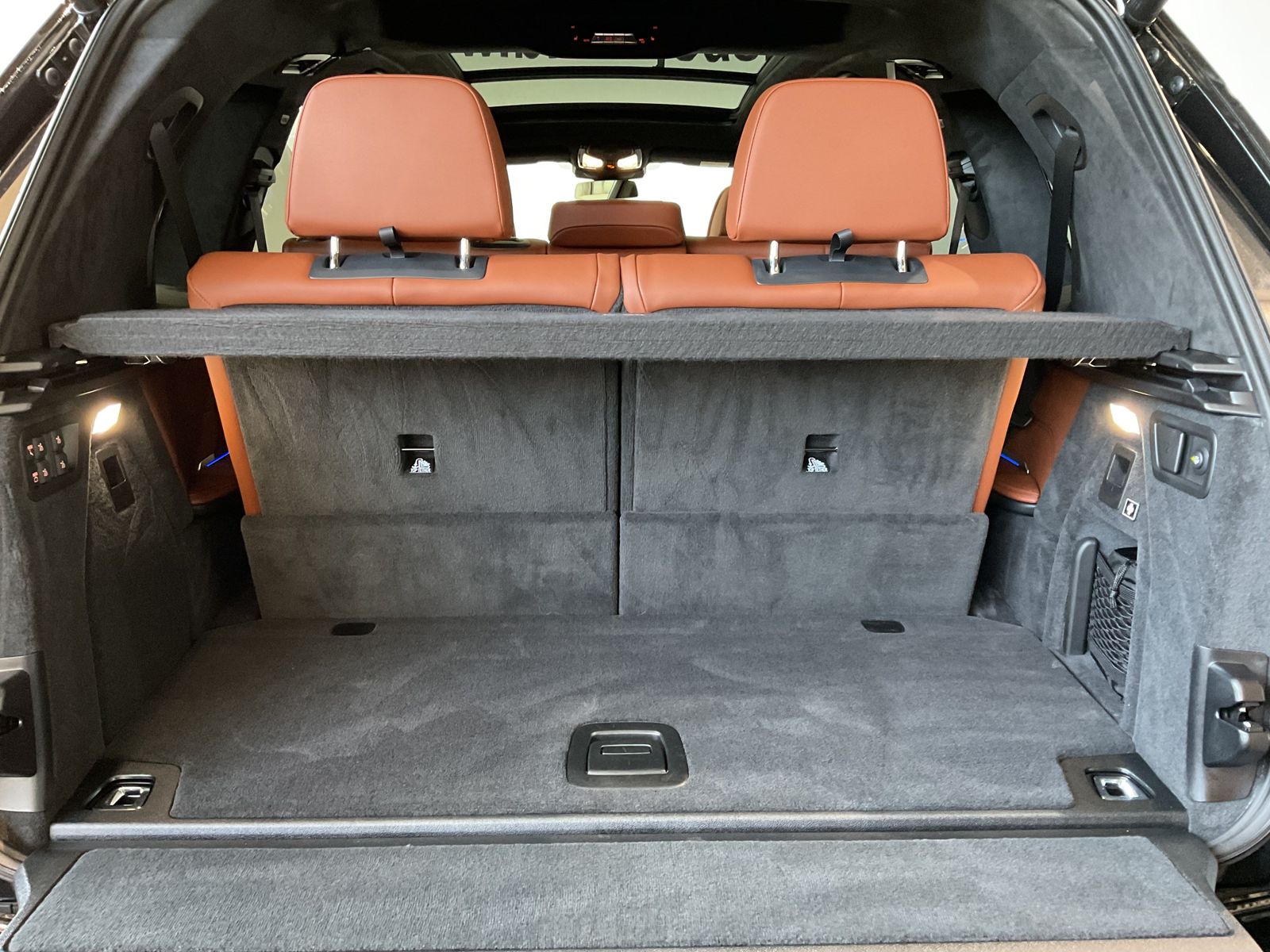 Fahrzeugabbildung BMW X7 xDrive40d Komfortsitze vorn, Standheizung