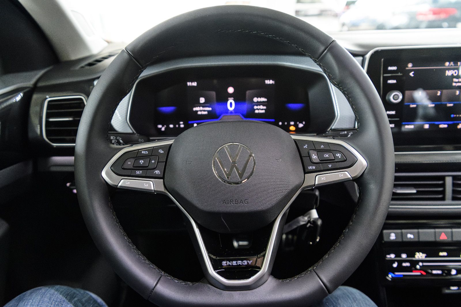 Fahrzeugabbildung Volkswagen T-Cross 1.0 TSI 85 kw Energy DSG+AHK+Kamera