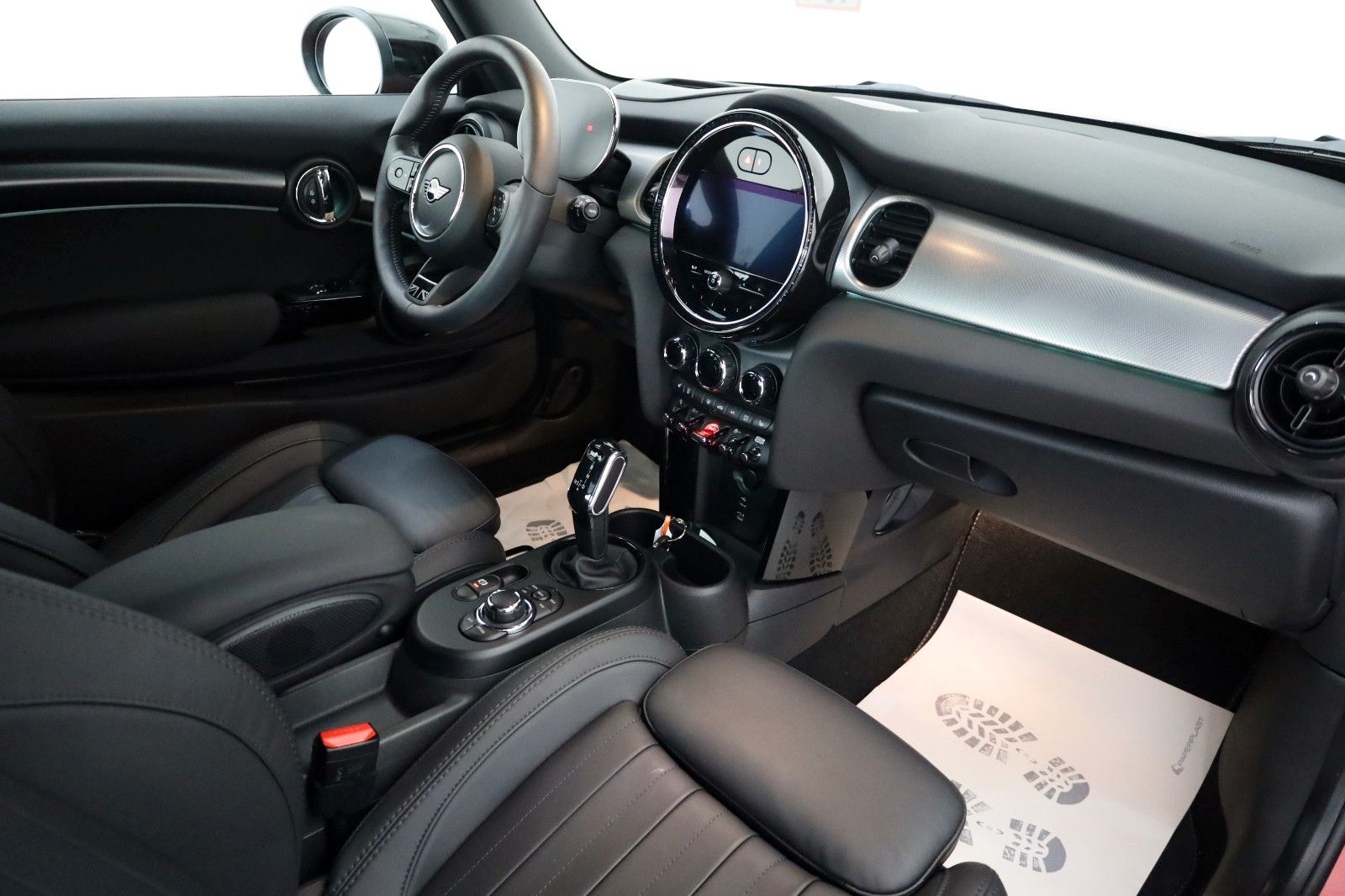 Fahrzeugabbildung MINI Cooper S, Yours Trim,Leder,Navi,Kamera,ACC,HUD