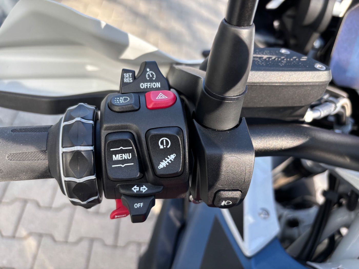 Fahrzeugabbildung BMW R 1250 GS Trophy 4 Pakete Sitzheizung Seitenkoff