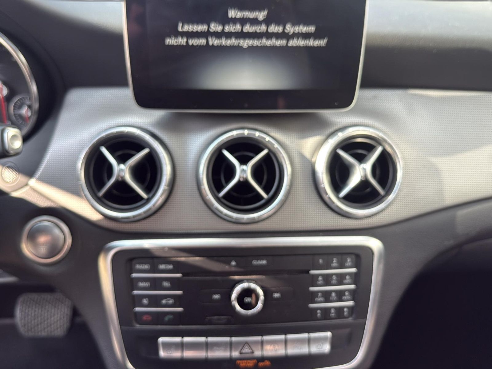 Fahrzeugabbildung Mercedes-Benz CLA Shooting Brake CLA 220 4Matic