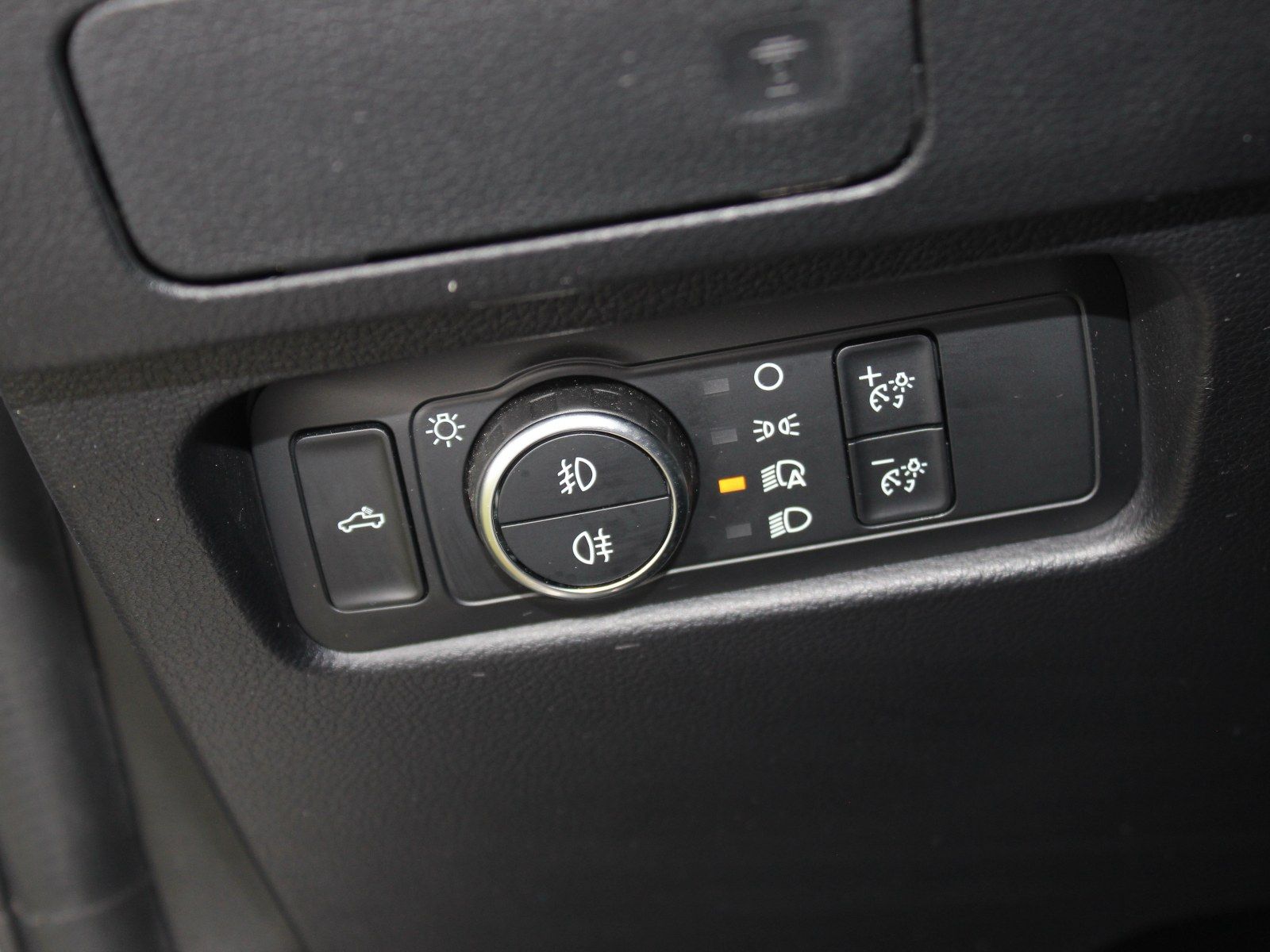 Fahrzeugabbildung Ford Ranger Platinum e-4WD Doppelkabine