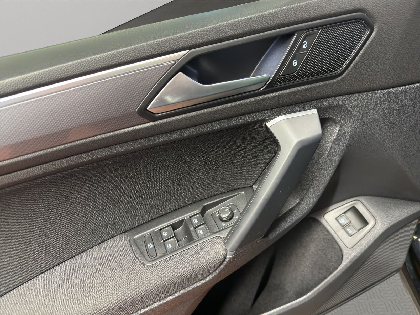 Volkswagen Tiguan - Bild 13