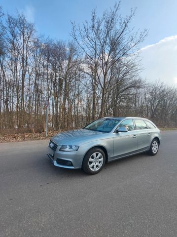 Audi A4 1.8 TFSI 88kW Avant.  Automatik