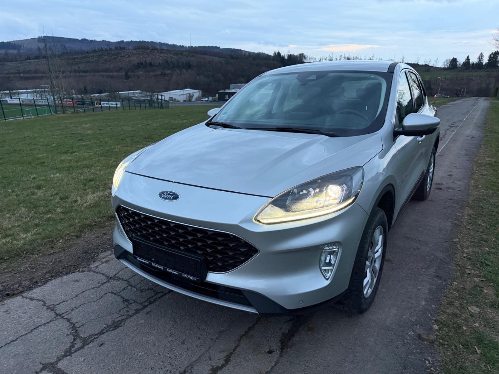 Ford Kuga Cool & Connect Automatik 190ps AWD Allrad