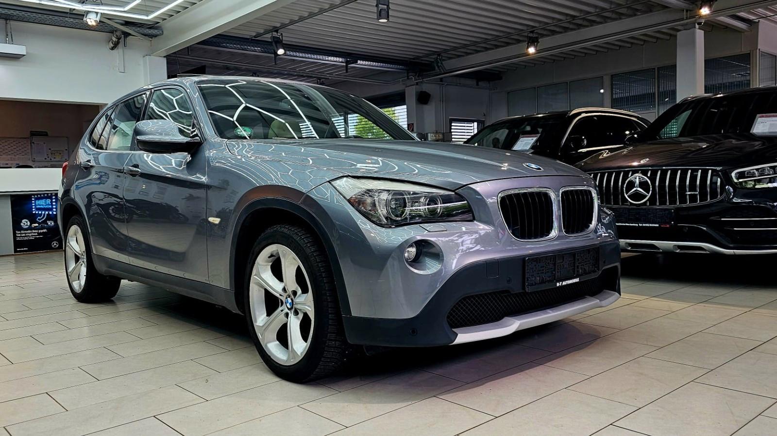 BMW X1 18 i sDrive VOLL-LEDER NAVI PANORAMA XENO