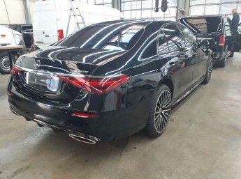 Fahrzeugabbildung Mercedes-Benz S 580 4M L VOLL+AMG+Chauffeur+STH+3D+Pano+