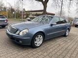 Mercedes-Benz E 240 Lim. Elegance, Automatik, Schiebedach - Mercedes-Benz E 240: Elegance
