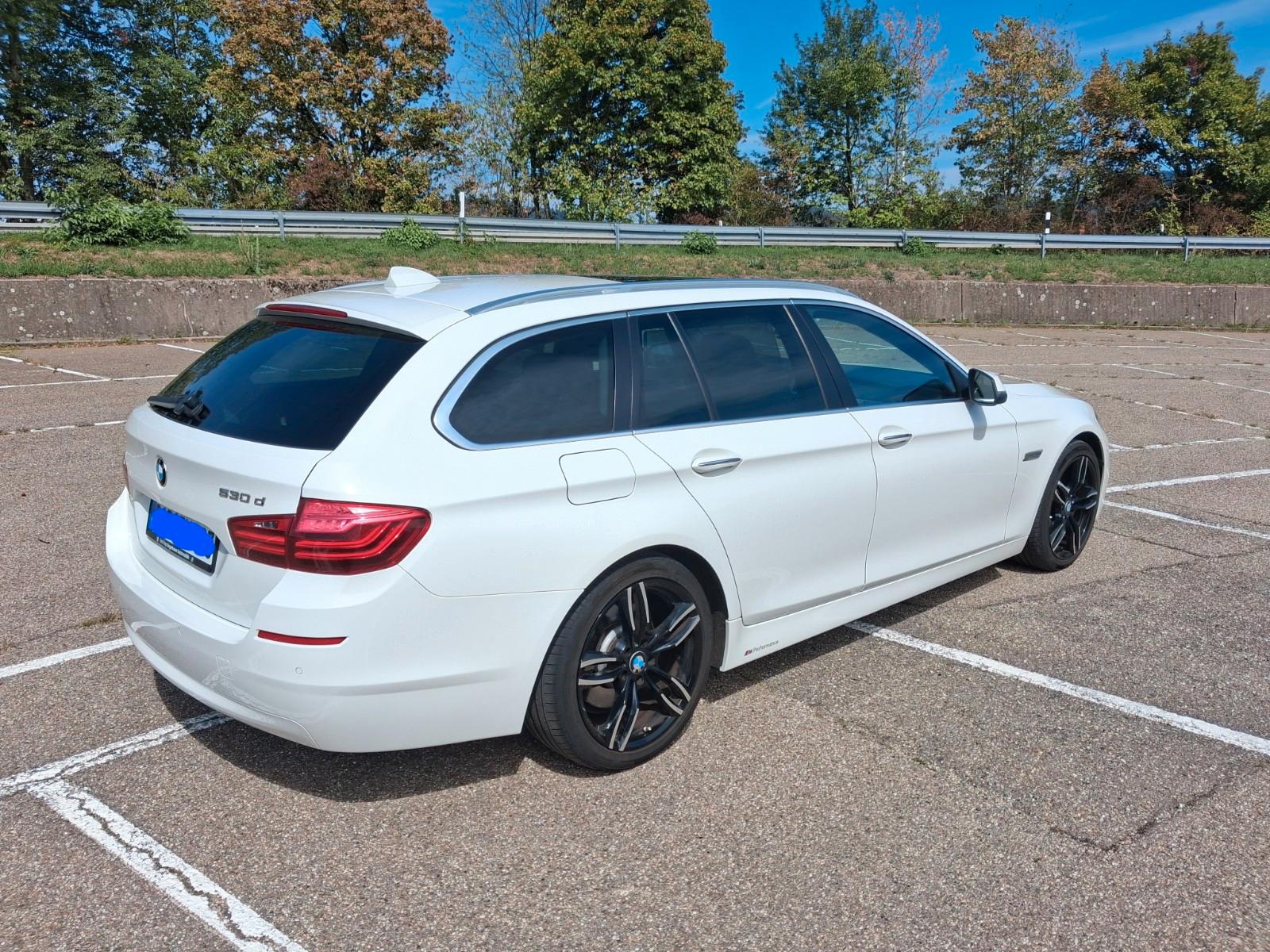BMW 530d  M Performance 286 PS HUD Panorama