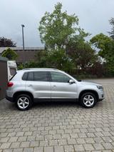 Volkswagen Tiguan 2.0 TSI DSG 4MOTION Sport & Style Spo... - Volkswagen Tiguan aus 2011