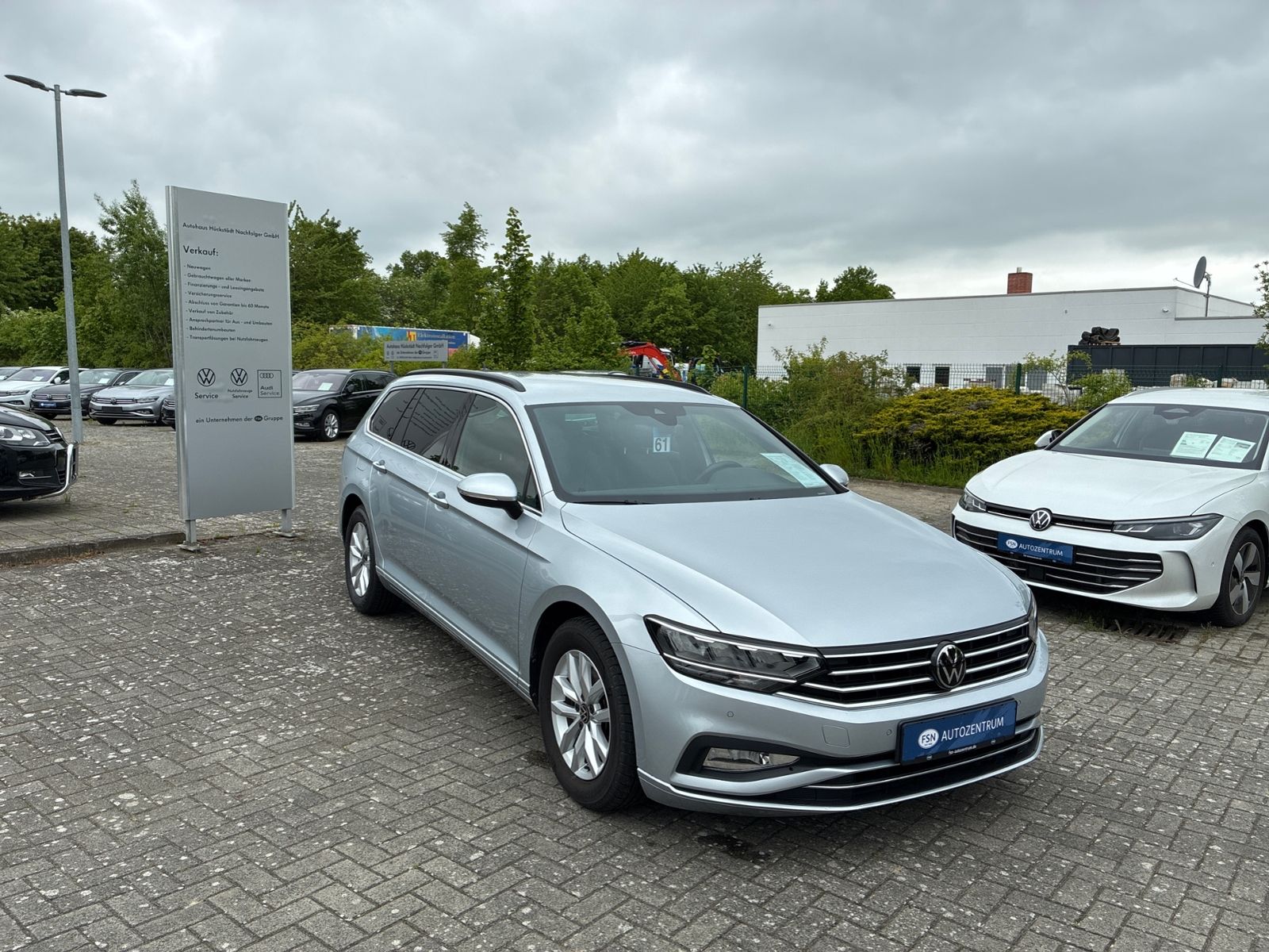 Volkswagen Passat Variant 2.0 TDI Business DSG AHK RFK AID imagem 3